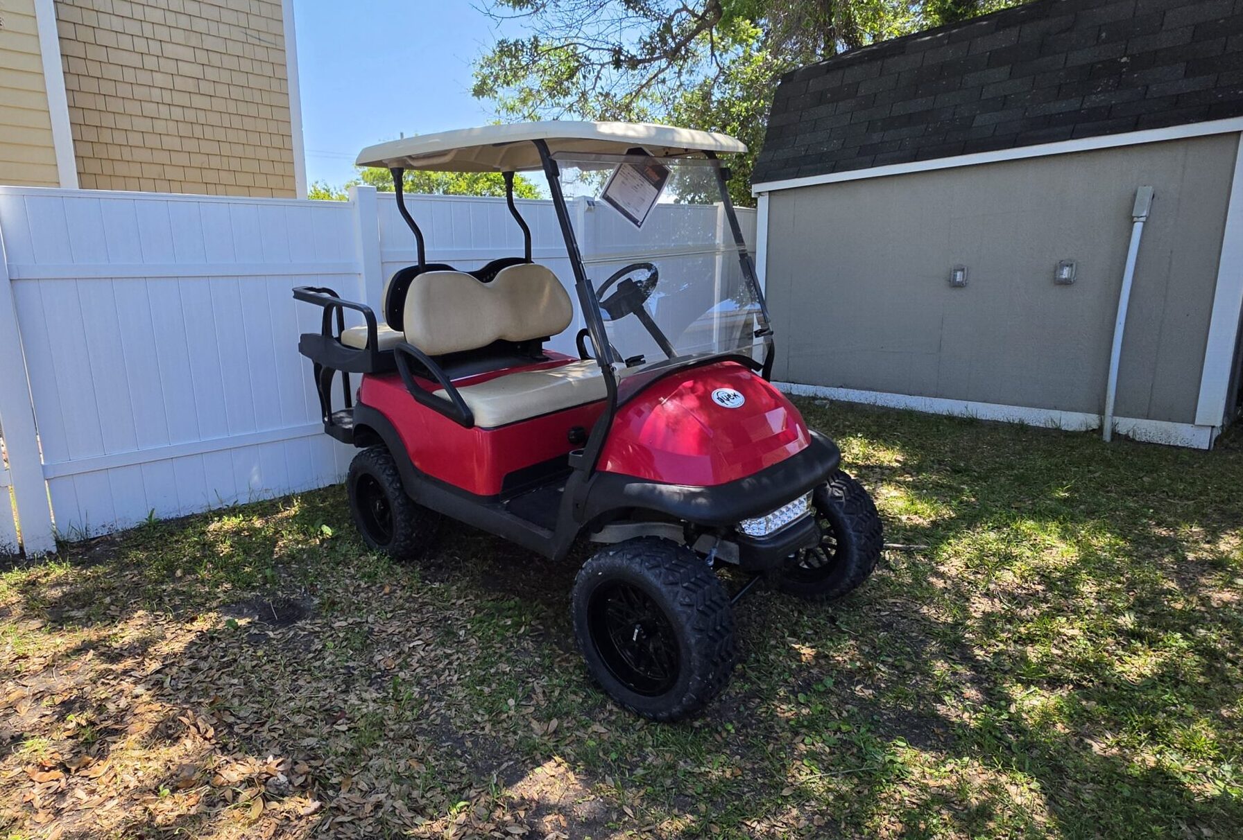 Club Car Red 2+2